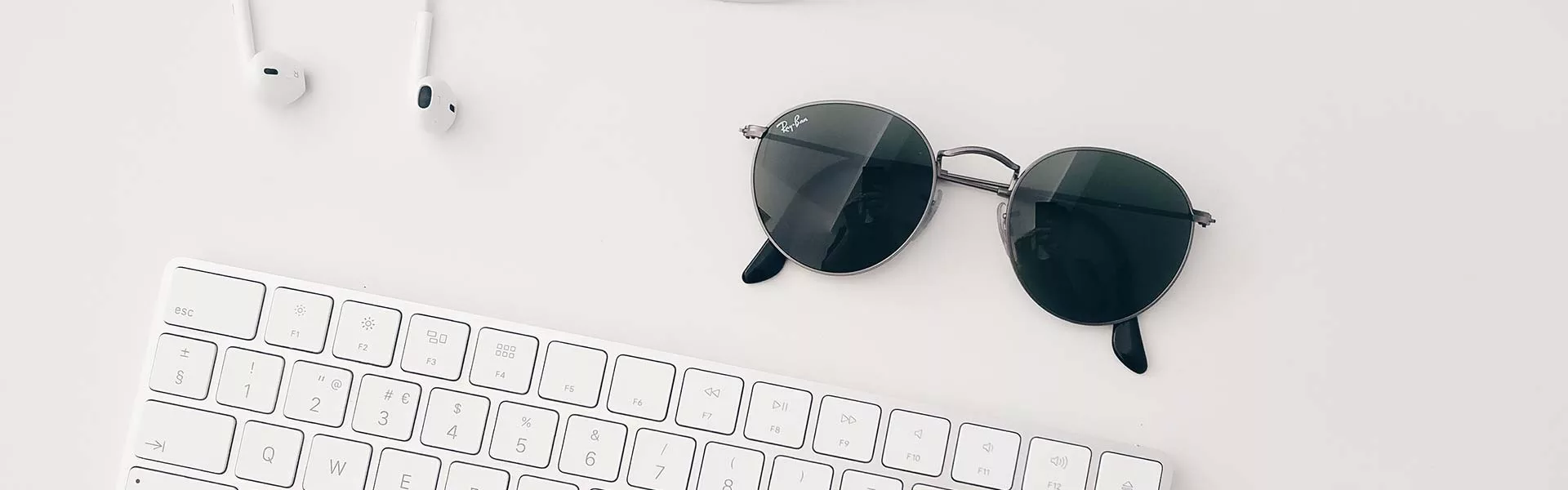 sun glasses keyboard