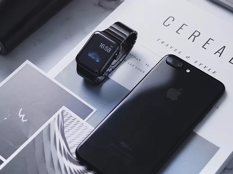 iphone and iwatch