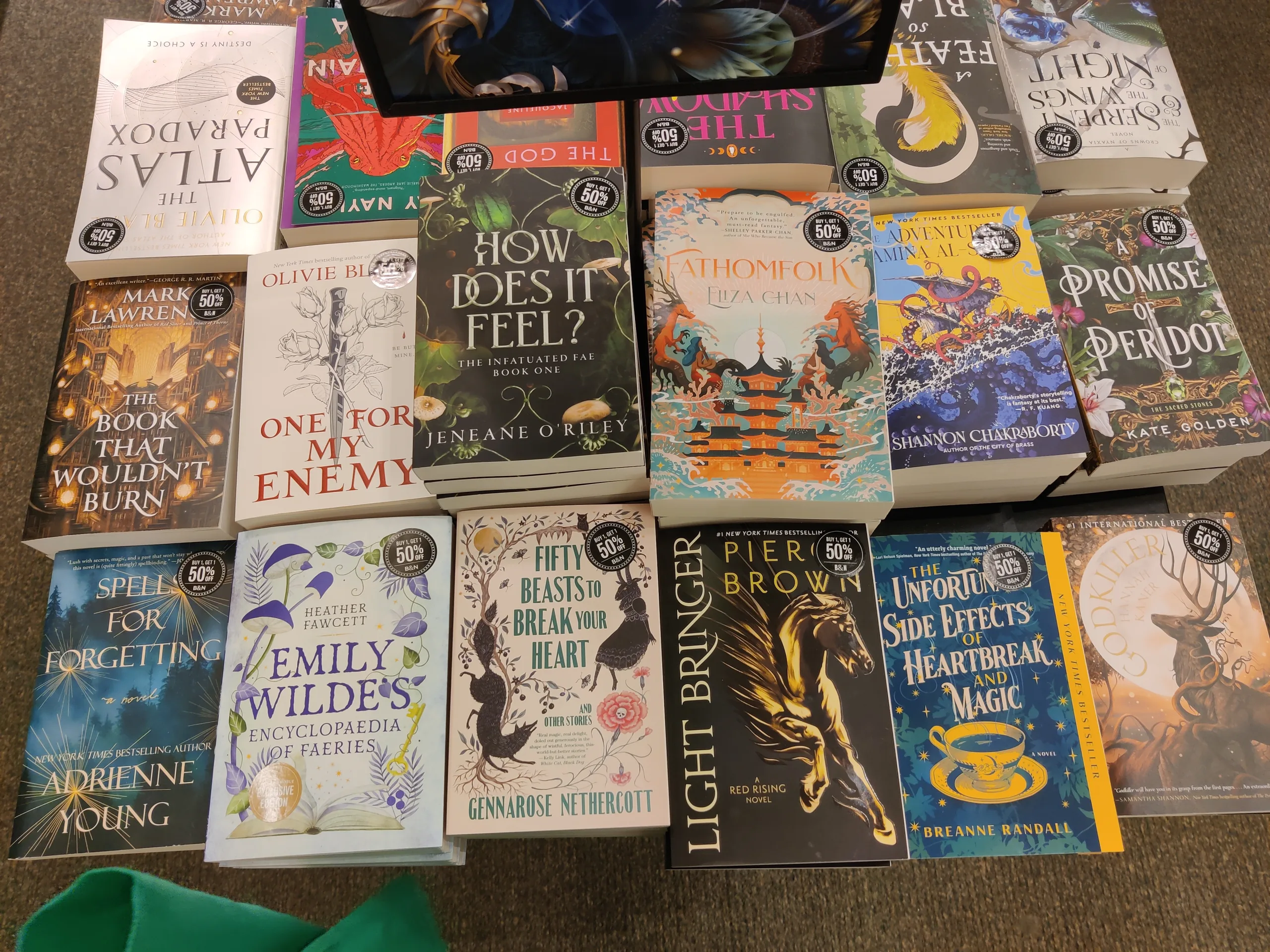 table with many books